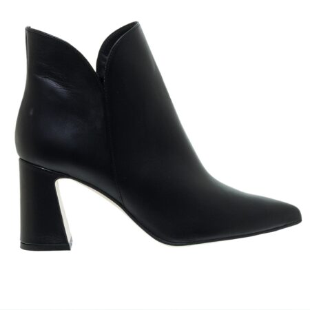 MOURTZI ΜΑΥΡΑ ΔΕΡΜΑΤΙΝΑ ΜΠΟΤΑΚΙΑ